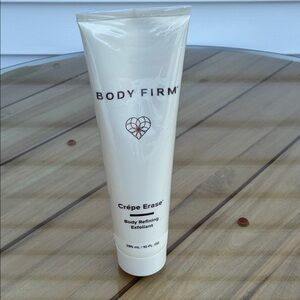 Body Firm Crêpe Erase Exfoliant - Cream